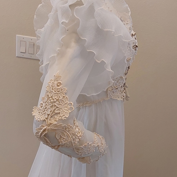 Vintage UNION MADE LACE BRIDAL SIZE 4-6 - Picture 9 of 16